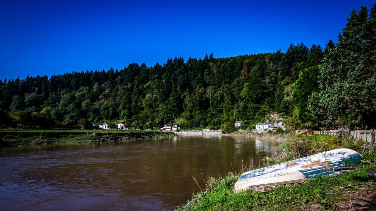 Parva Farmhouse Riverside Guesthouse Tintern Eksteriør billede