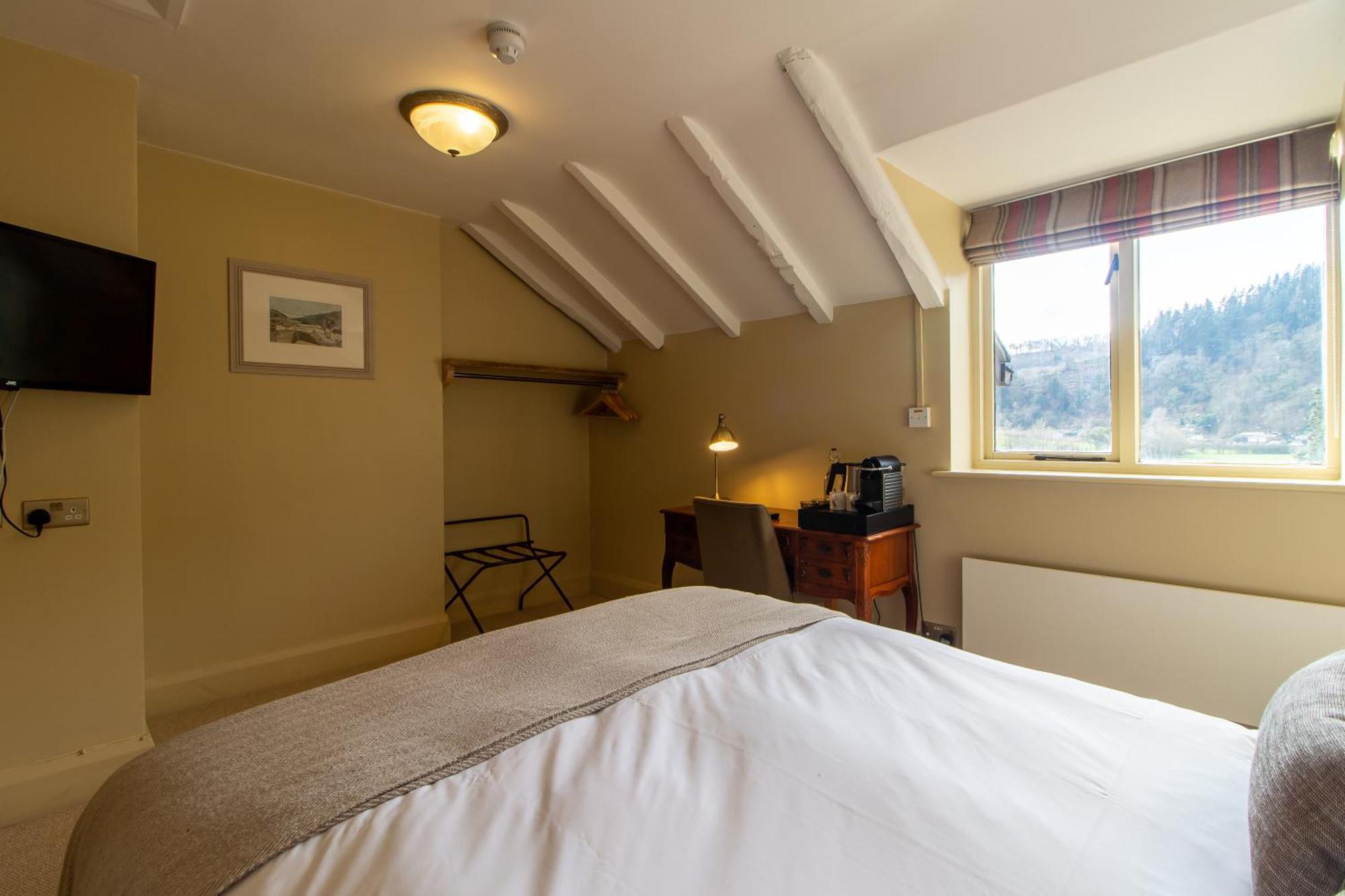 Parva Farmhouse Riverside Guesthouse Tintern Værelse billede